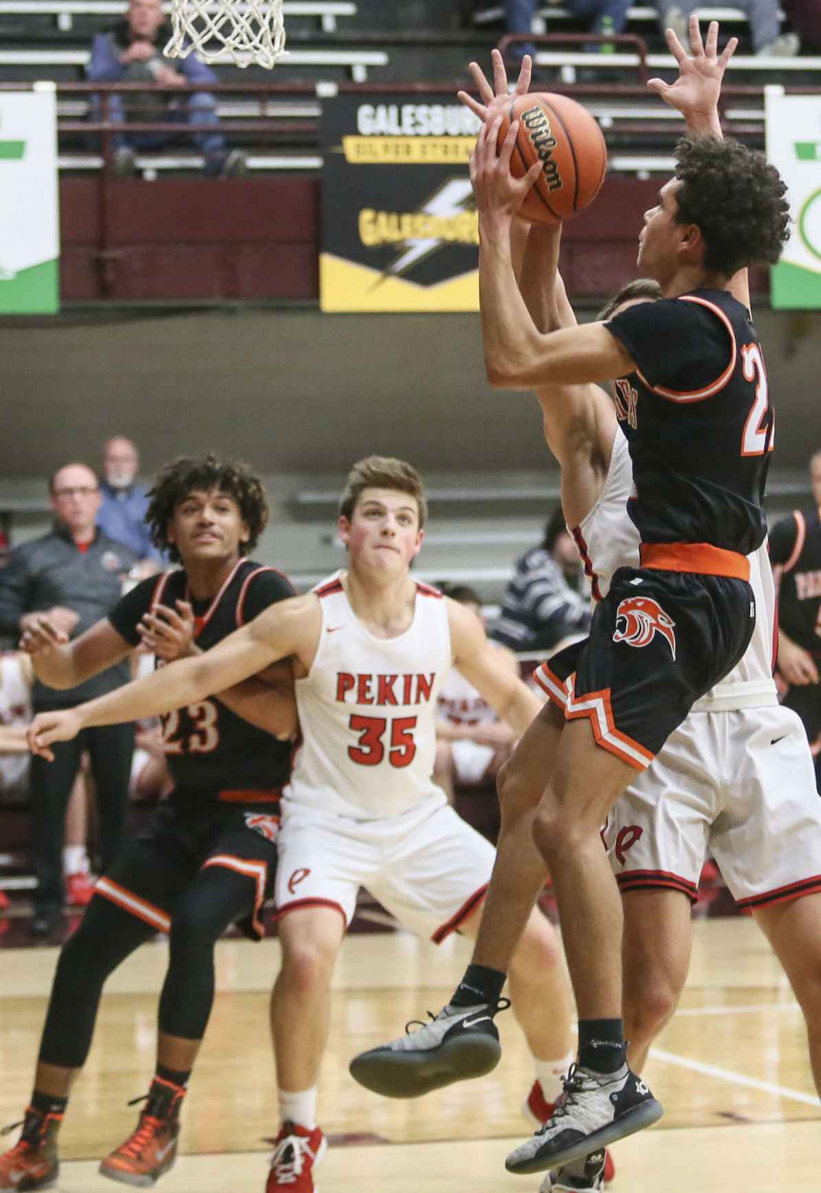 030320-qc-spt-ut-hoops-21.JPG